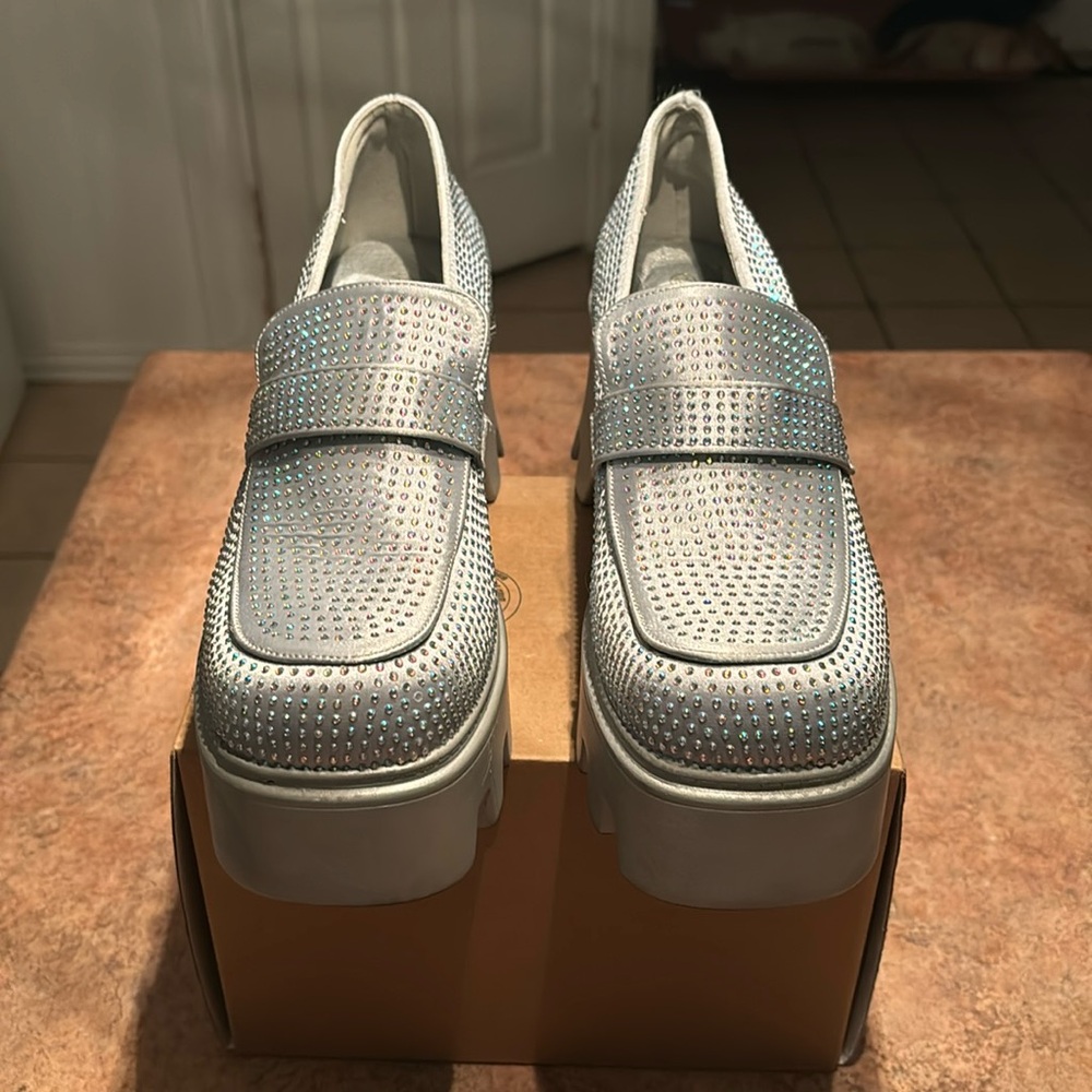 Silver Rhinestone Elton John Inspired platform shoes Size 8.5